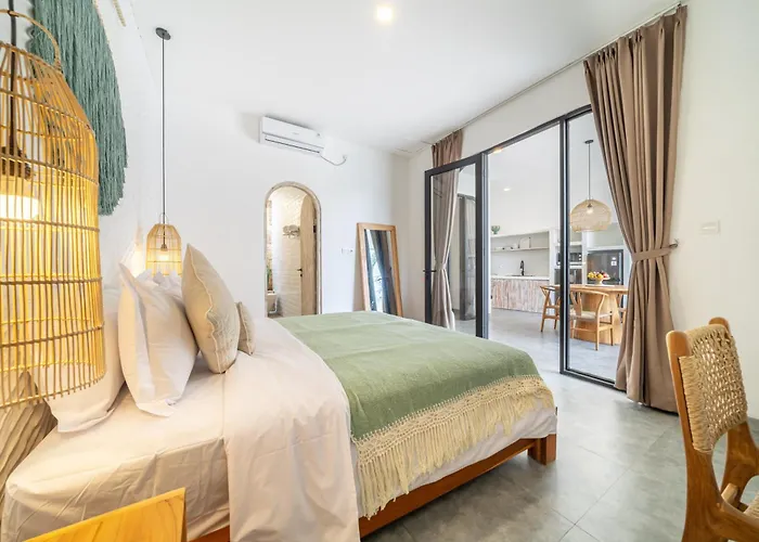 Anaya Villa